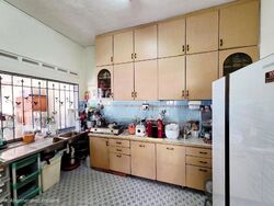 Jalan Paras (D14), Terrace #616906041